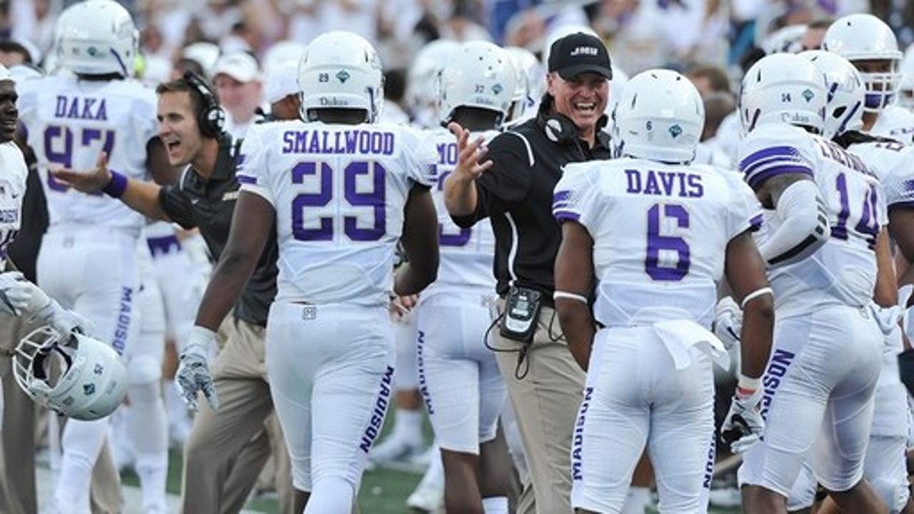 James Madison halts NDSU dynasty, reaches FCS final (Dec 16, 2016)